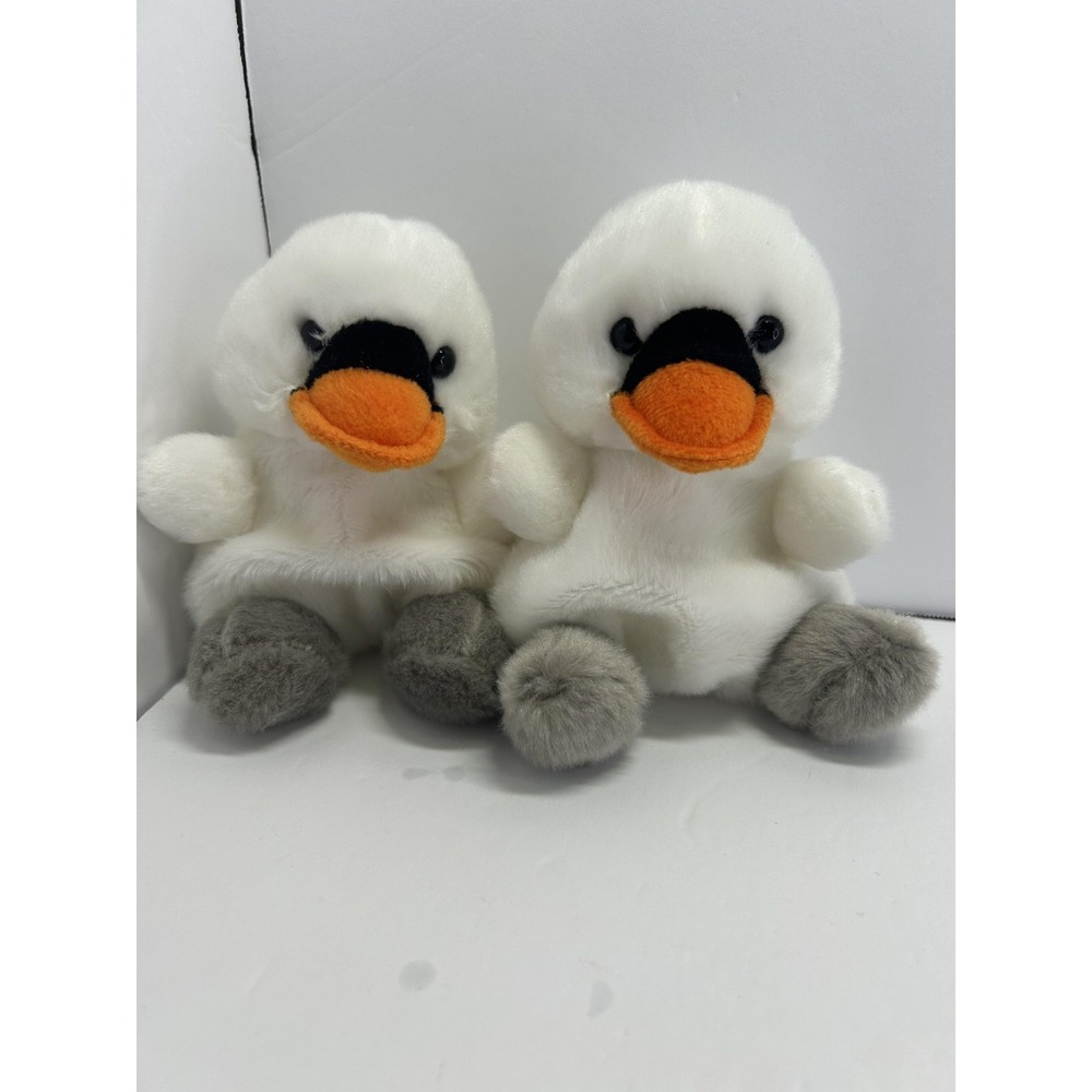 Palm Pals White Duck Plush Stuffed Animal Toys Lot 2 Small Soft Cute Kids